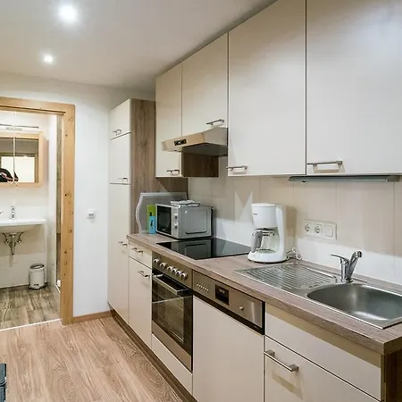 Haus Schennach Apartament *