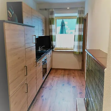 Haus Schennach Apartament
