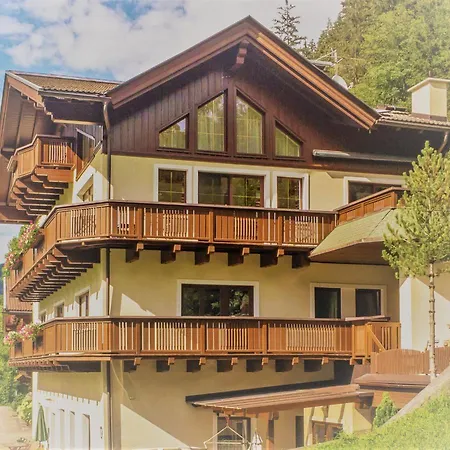 Haus Schennach Apartamento