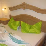 Haus Schennach Apartment *