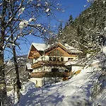 Haus Schennach * Mayrhofen